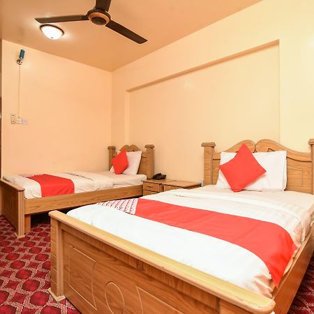 Oyo 157 Al Khaima Hotel Дубай Екстериор снимка